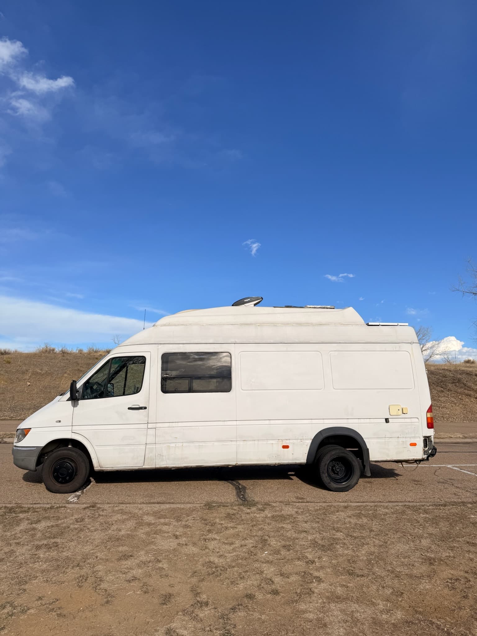2006 Mercedes Freightliner Sprinter 3500 Dually Camper Conversion