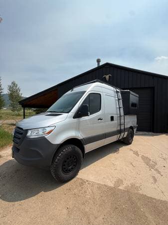 2021 Mercedes-Benz Sprinter Camper Van 2500 4X4
